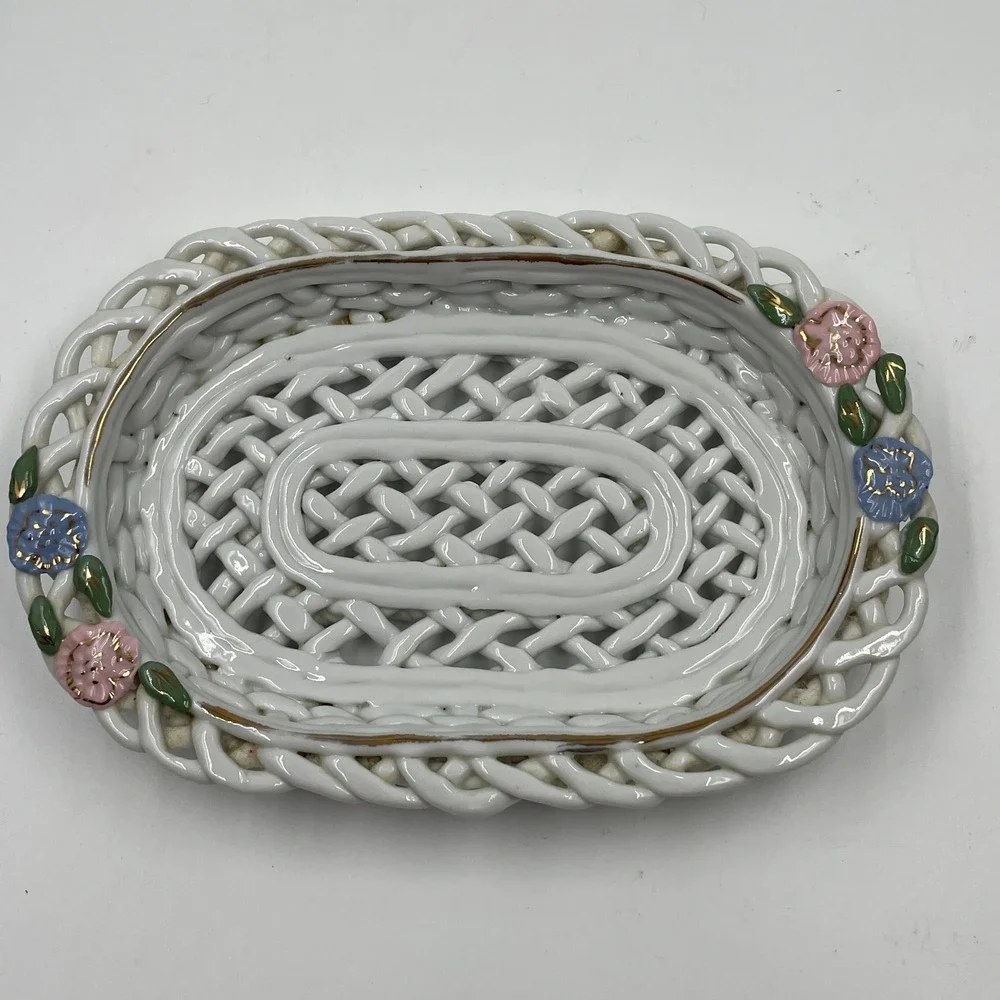 White Ceramic Lattice Woven Basket Oval Trinket Dish Pink Blue Applied Flowers